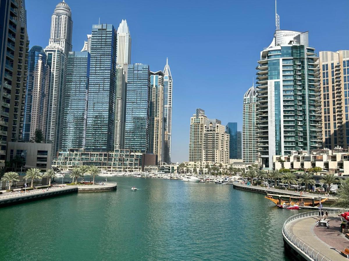 5 Star Serviced Apartment With Beach Access In The Heart Of Dubai Marina Free Welcome Gift Box Upon Arrival Экстерьер фото